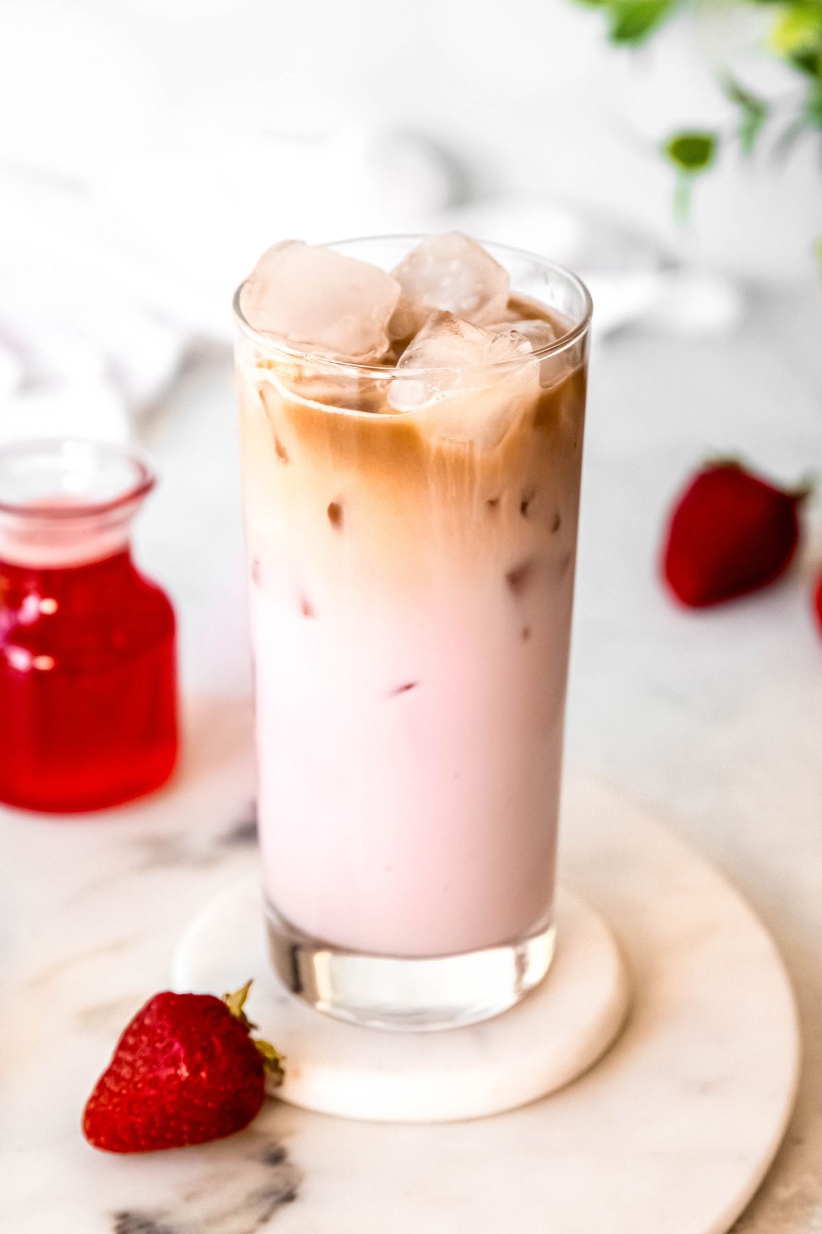 Strawberry Iced Latte